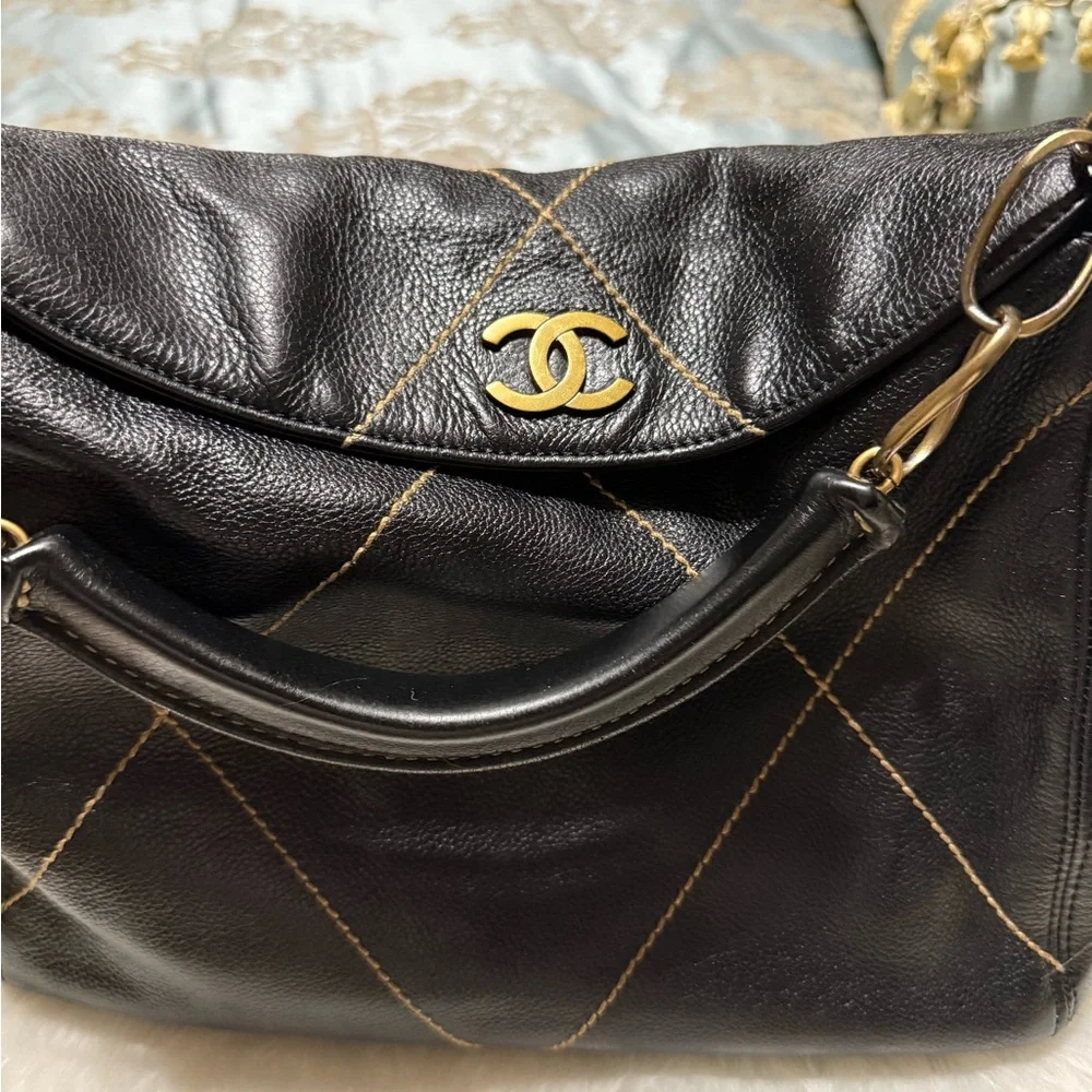 Gorgeous! Chanel Wild Stitch fold over top chain tote - Picture 8 of 14
